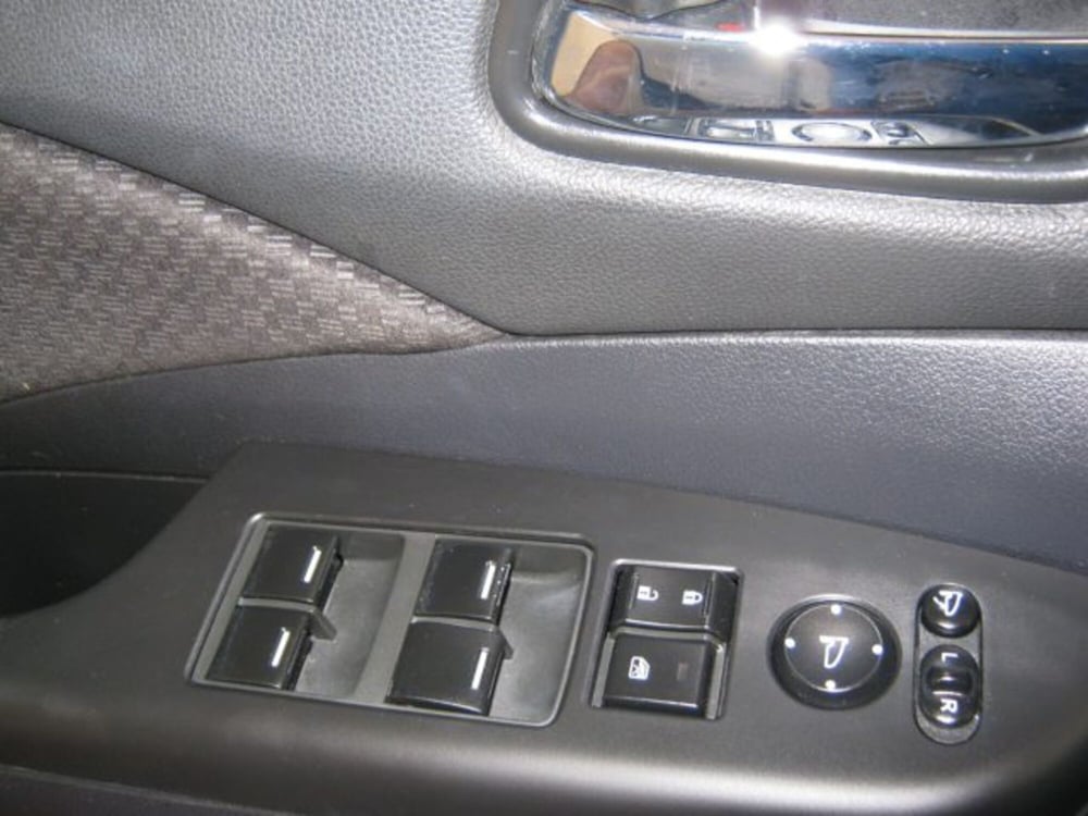 Honda CR-V usata a Fermo (14)