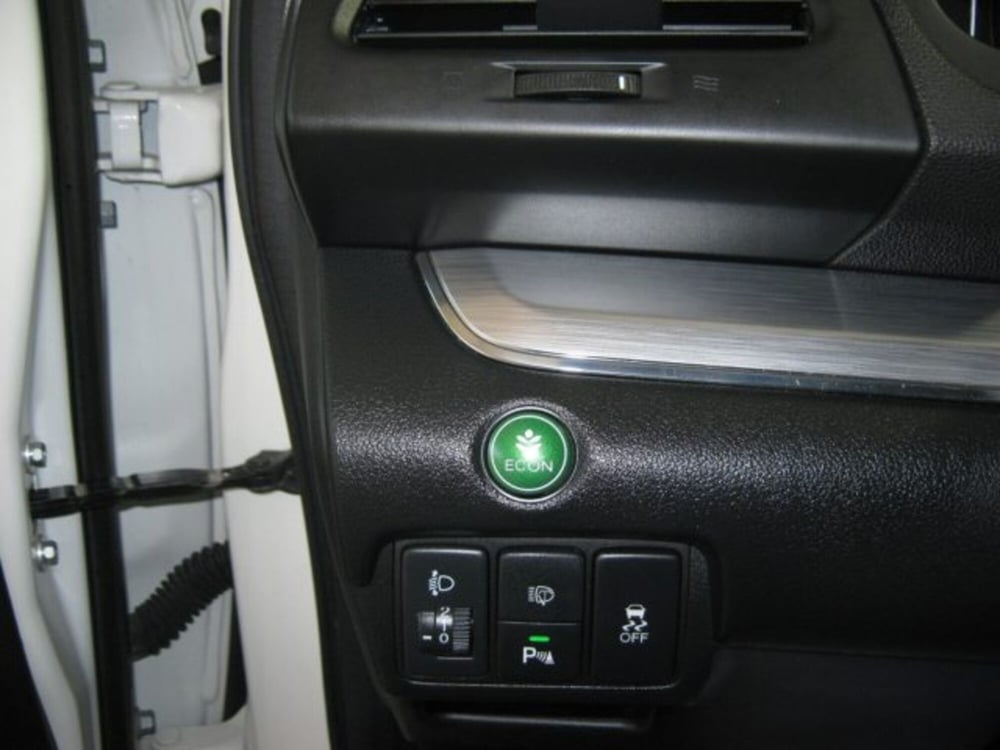 Honda CR-V usata a Fermo (15)