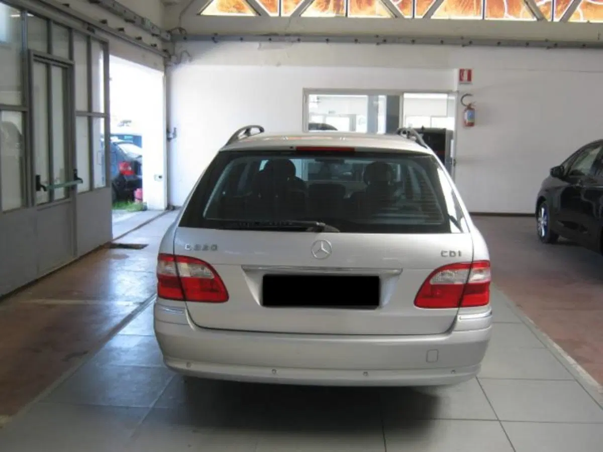 Mercedes-Benz Classe E Station Wagon usata a Fermo (4)