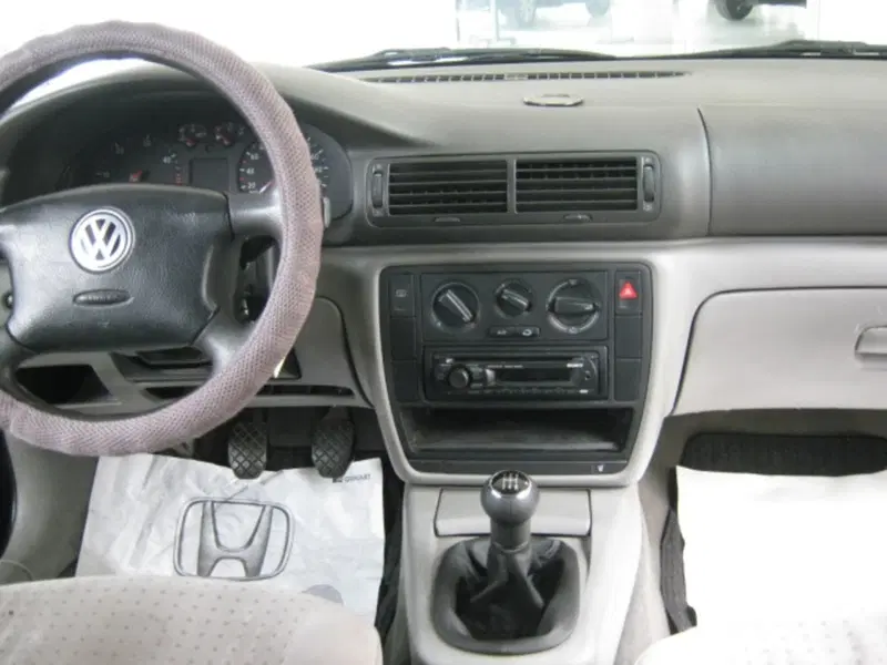 Volkswagen Passat Variant usata a Fermo (7)