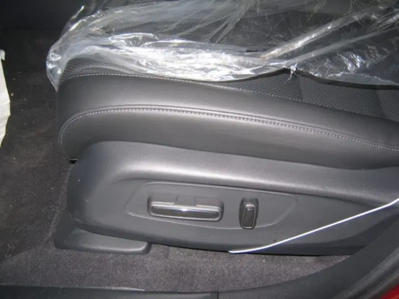Honda ZR-V nuova a Fermo (13)