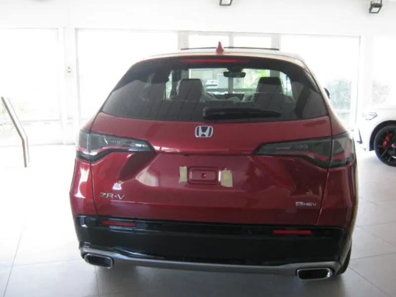 Honda ZR-V nuova a Fermo (5)