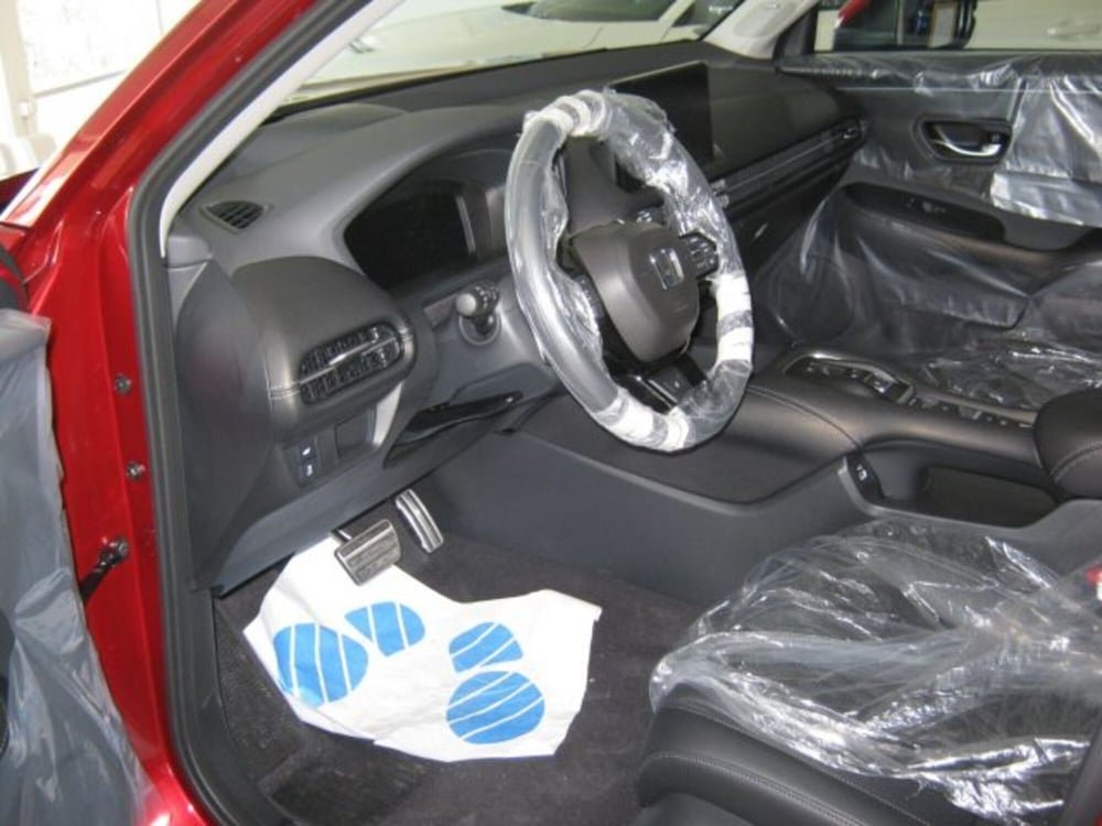Honda ZR-V nuova a Fermo (8)