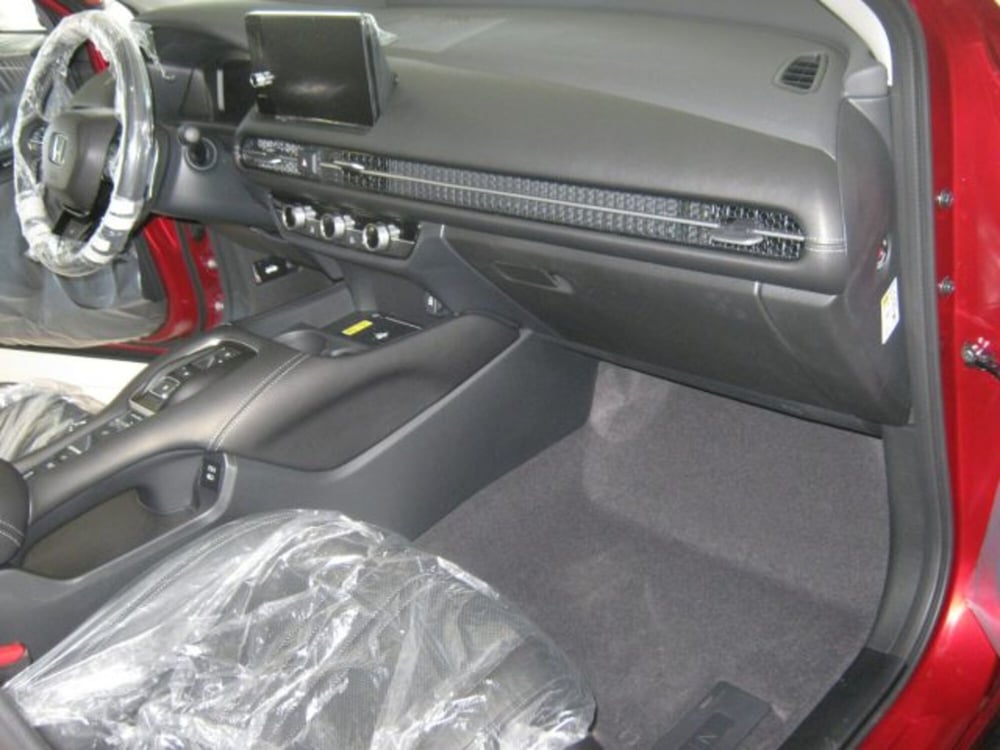 Honda ZR-V nuova a Fermo (9)