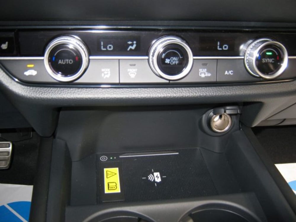 Honda ZR-V nuova a Fermo (18)