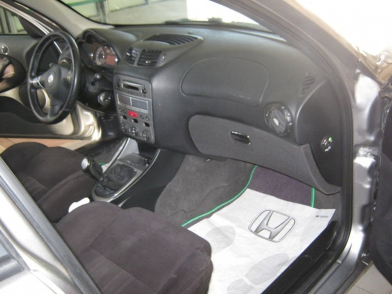 Alfa Romeo 147 usata a Fermo (6)