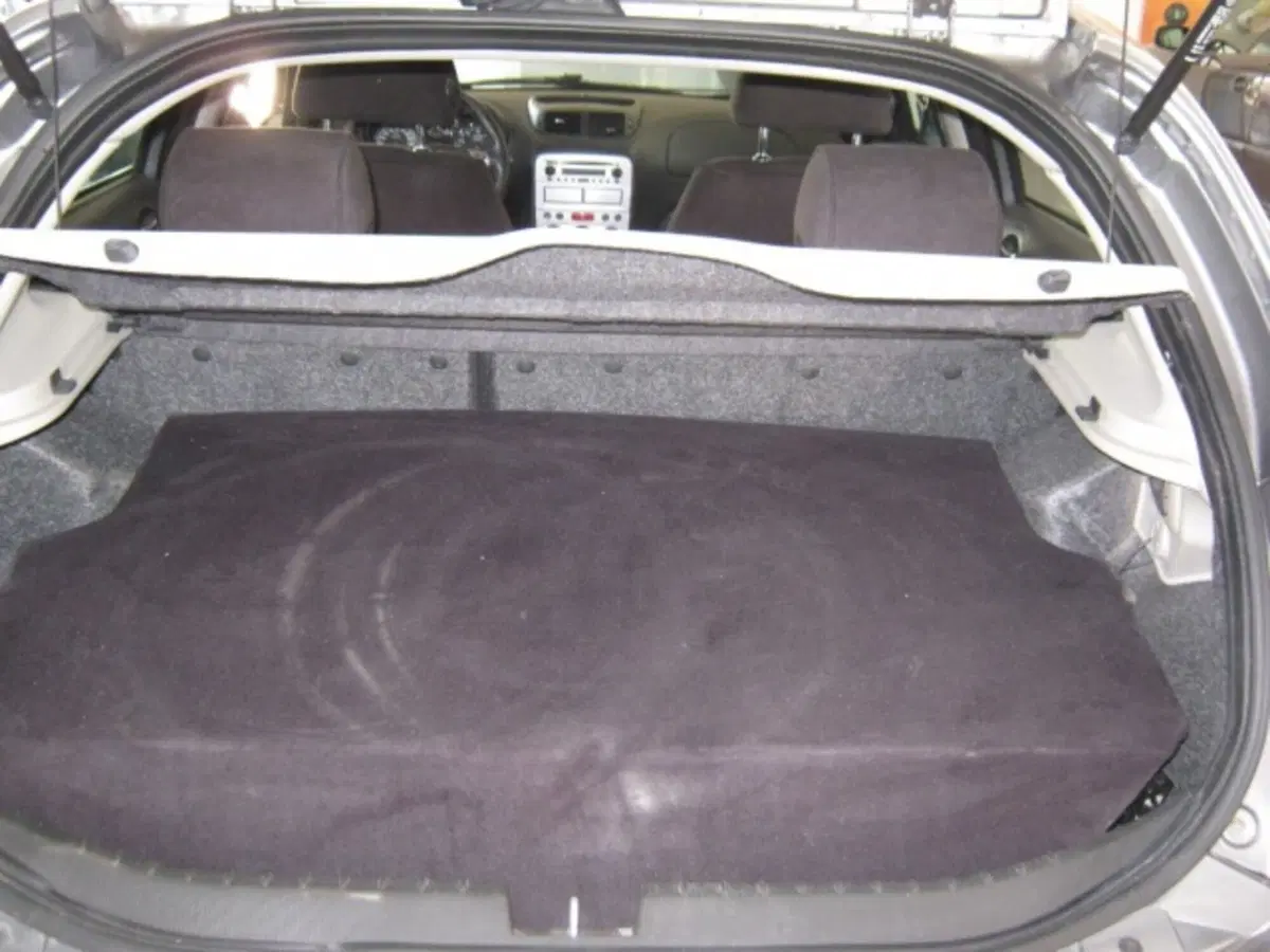 Alfa Romeo 147 usata a Fermo (9)