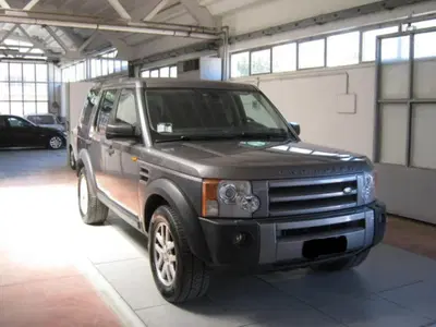 Land Rover Discovery 3 2.7 TDV6 SE del 2009 usata a Porto San Giorgio