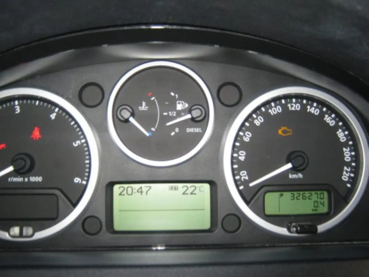 Land Rover Discovery usata a Fermo (19)