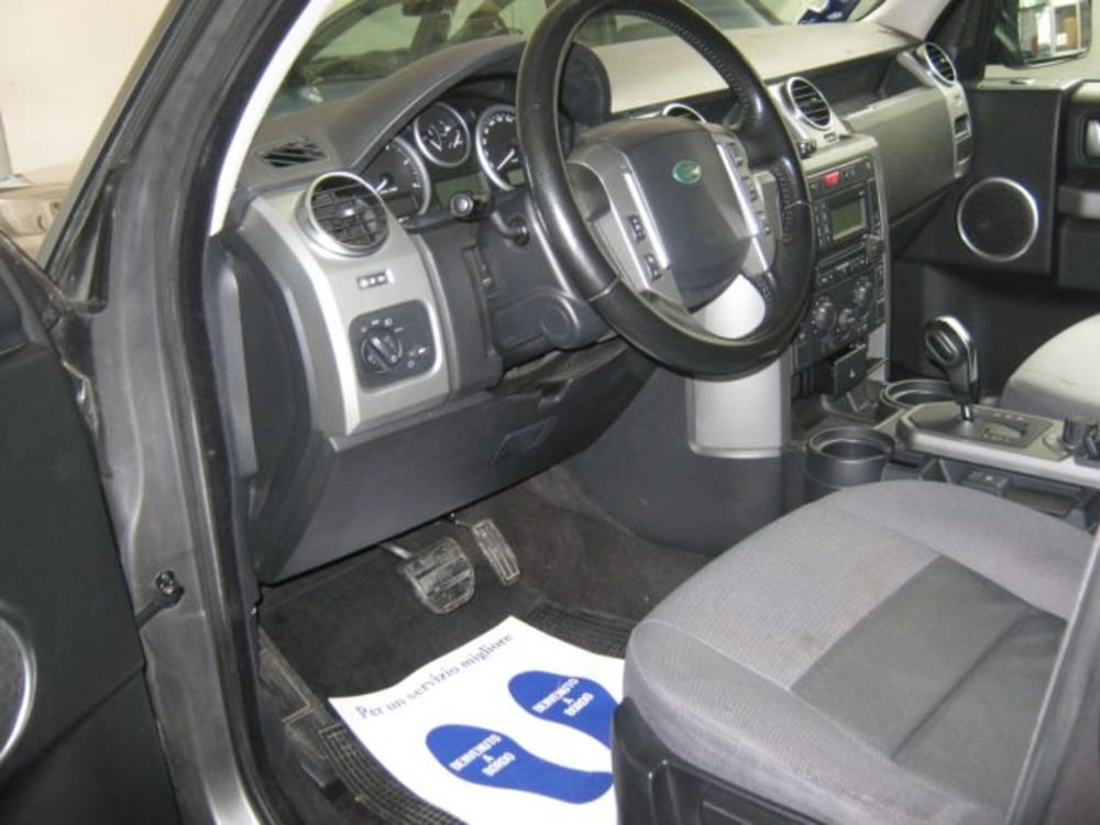 Land Rover Discovery usata a Fermo (5)