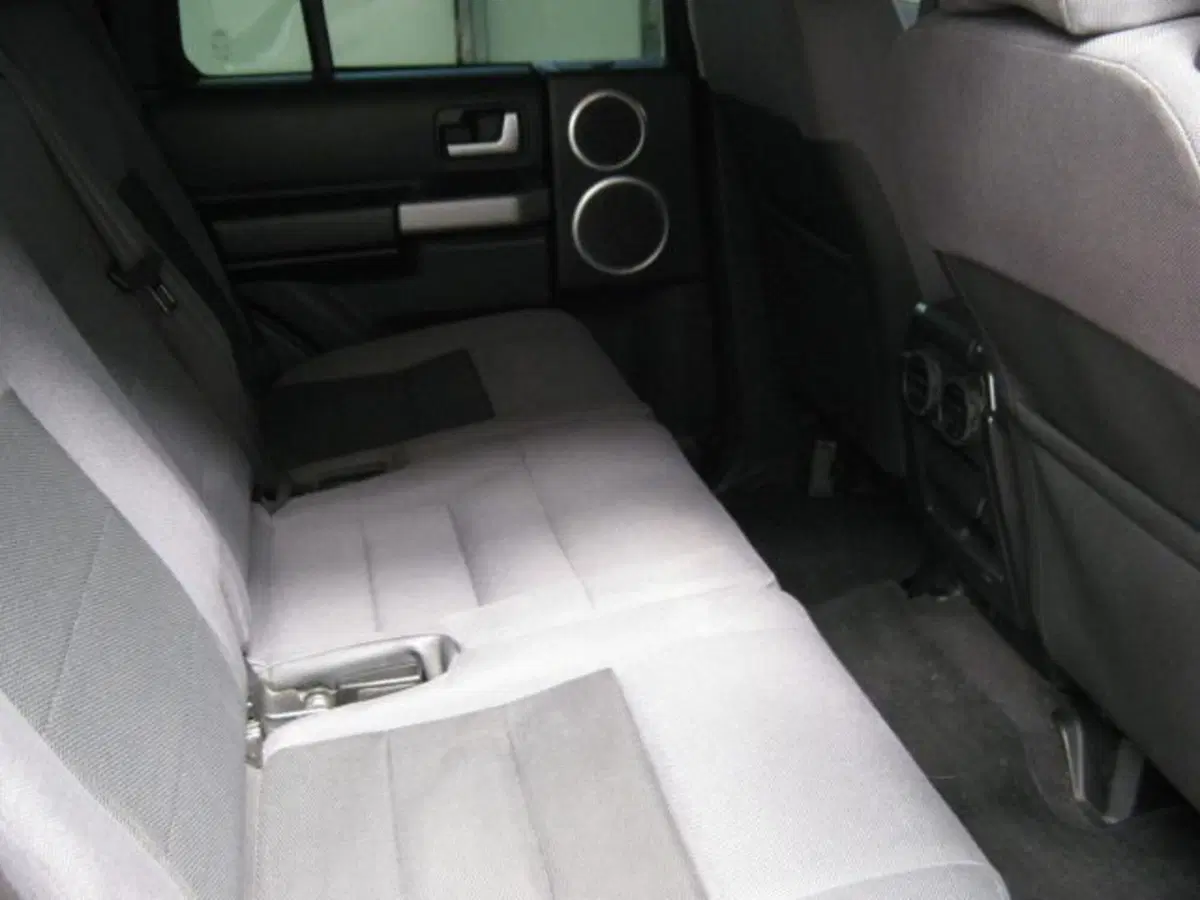 Land Rover Discovery usata a Fermo (8)