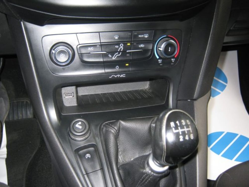 Ford Focus Station Wagon usata a Fermo (13)