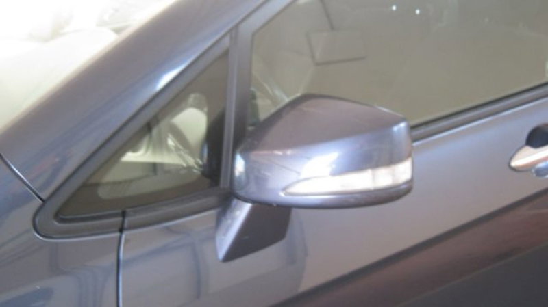 Honda FR-V usata a Fermo (11)