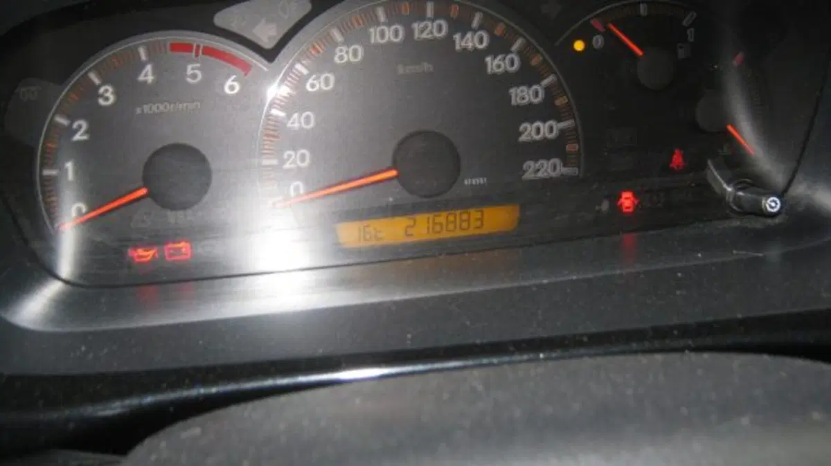 Honda FR-V usata a Fermo (14)