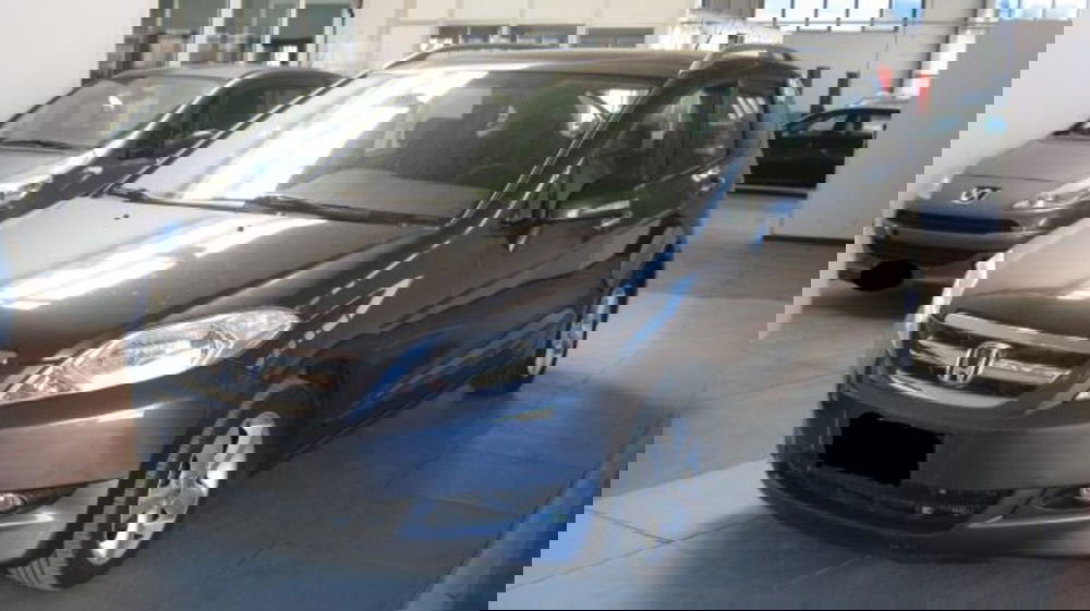 Honda FR-V usata a Fermo (3)