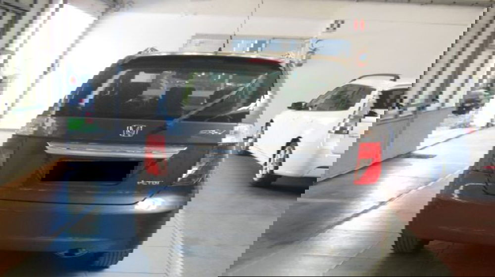 Honda FR-V usata a Fermo (4)