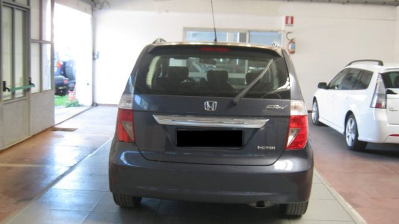 Honda FR-V usata a Fermo (4)