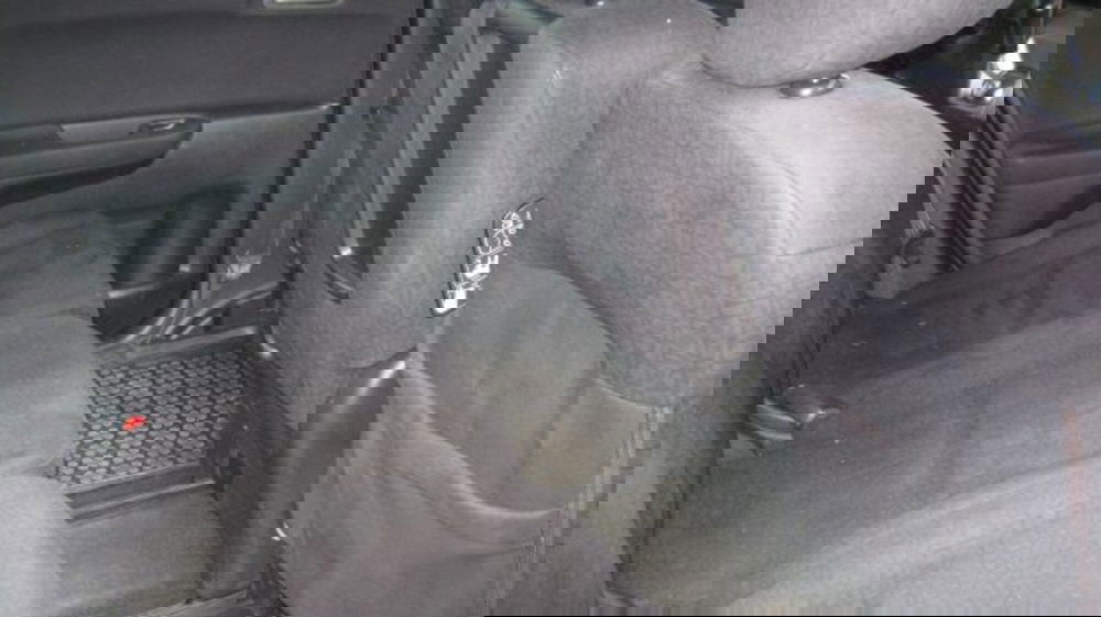 Honda FR-V usata a Fermo (9)