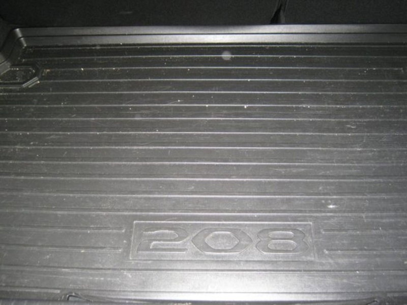 Peugeot 208 usata a Fermo (17)