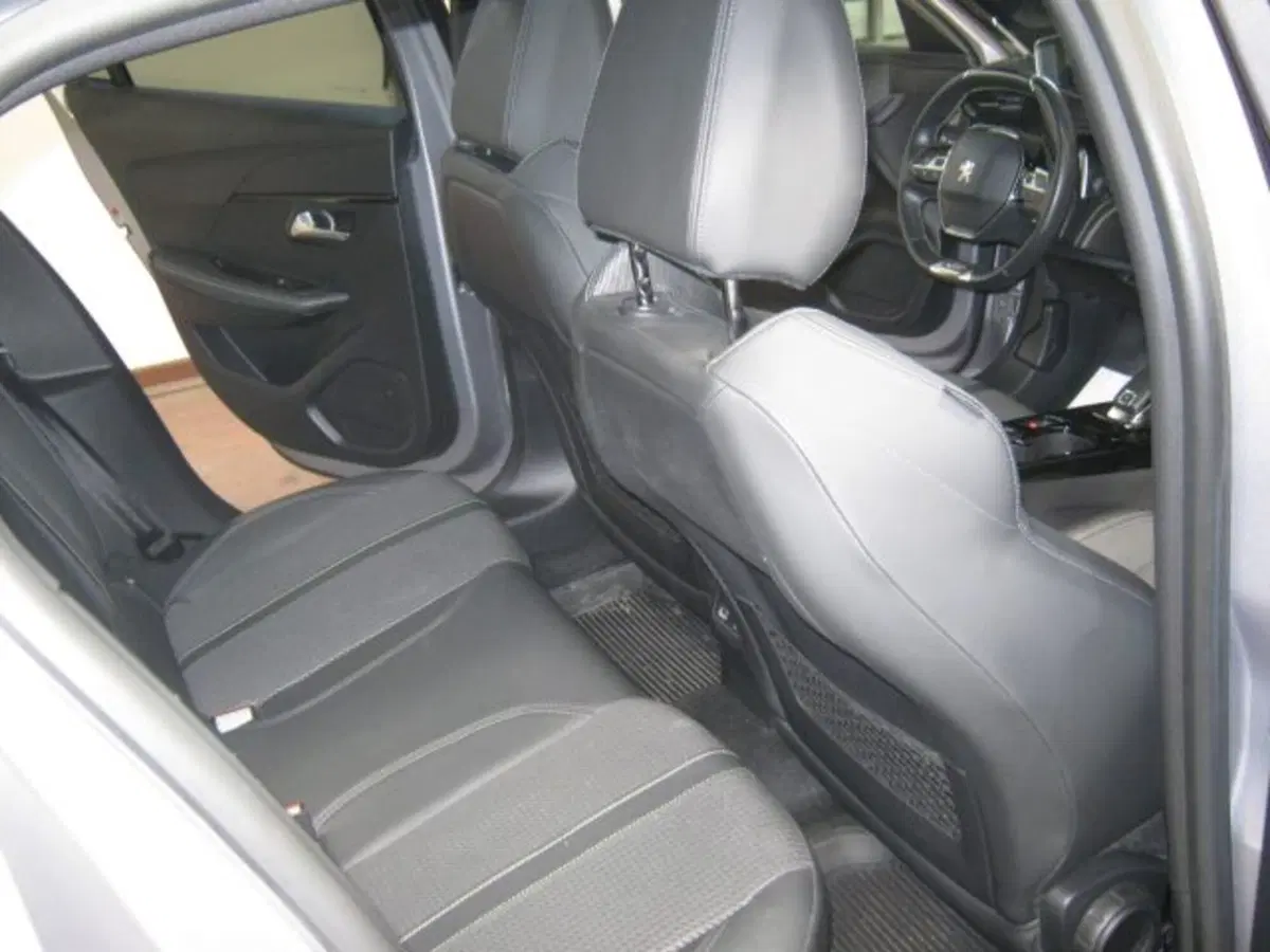 Peugeot 208 usata a Fermo (7)