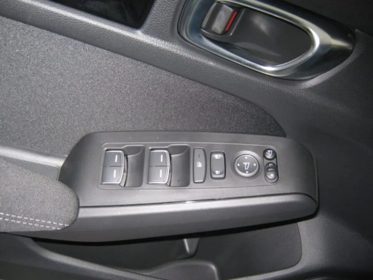 Honda Civic nuova a Fermo (17)