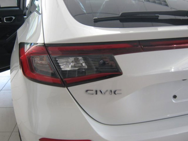 Honda Civic nuova a Fermo (18)