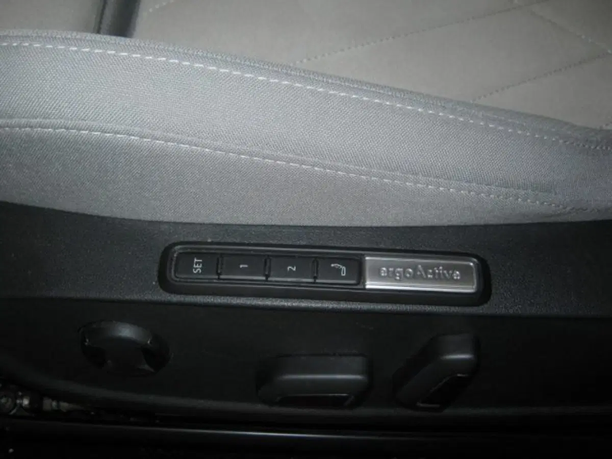 Volkswagen Golf usata a Fermo (18)