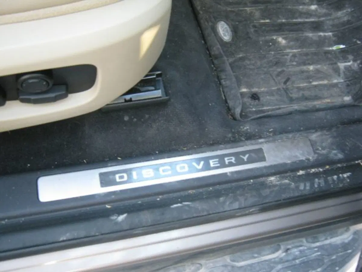 Land Rover Discovery Sport usata a Fermo (12)