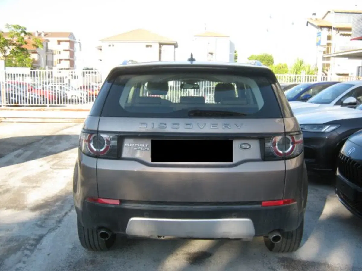 Land Rover Discovery Sport usata a Fermo (4)