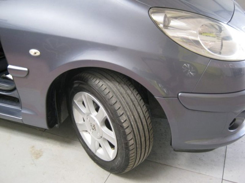 Peugeot 1007 usata a Fermo (14)