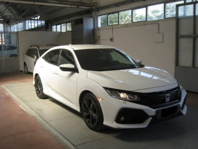 Honda Civic 1.0T 5 porte Elegance Navi del 2018 usata a Porto San Giorgio