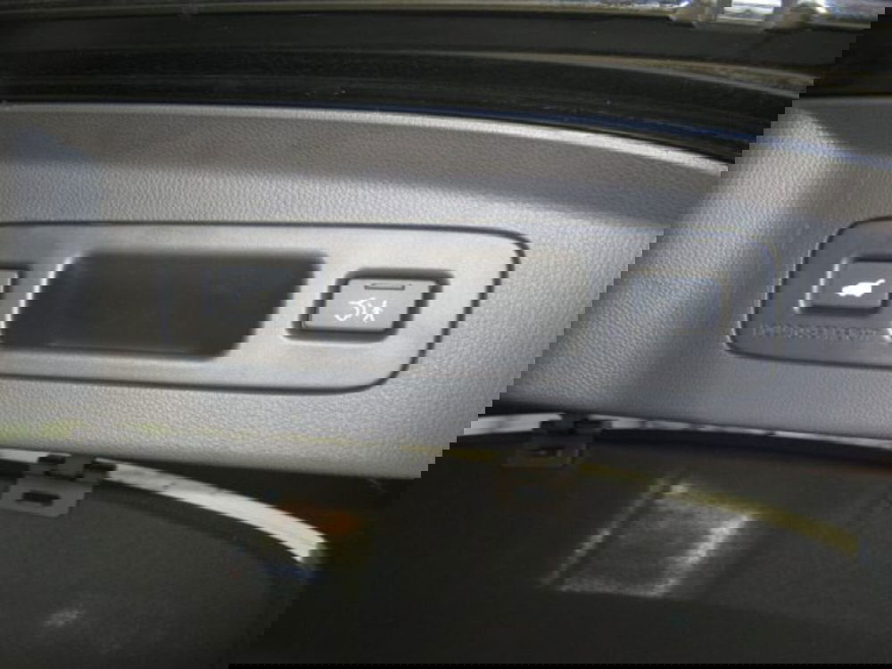 Honda HR-V usata a Fermo (12)