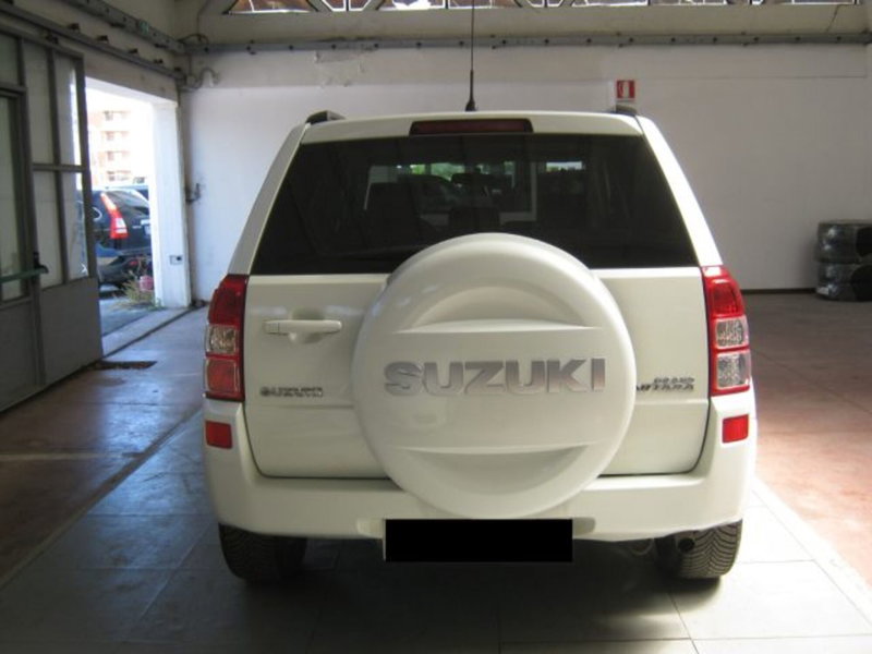 Suzuki Grand Vitara usata a Fermo (4)