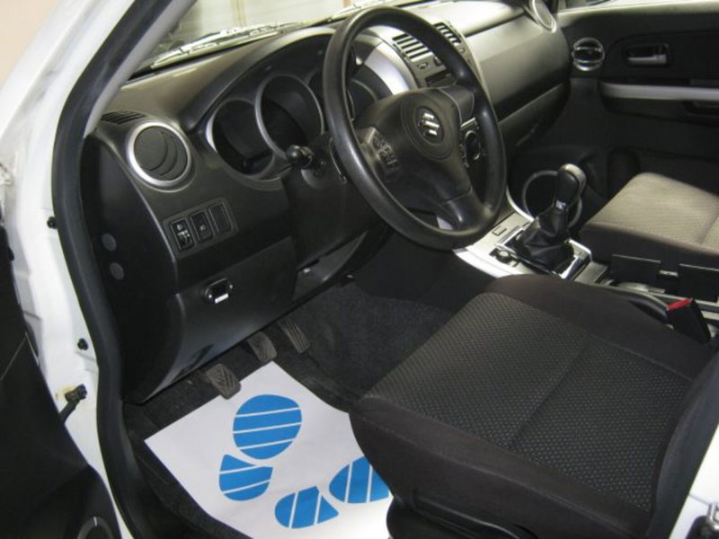 Suzuki Grand Vitara usata a Fermo (5)