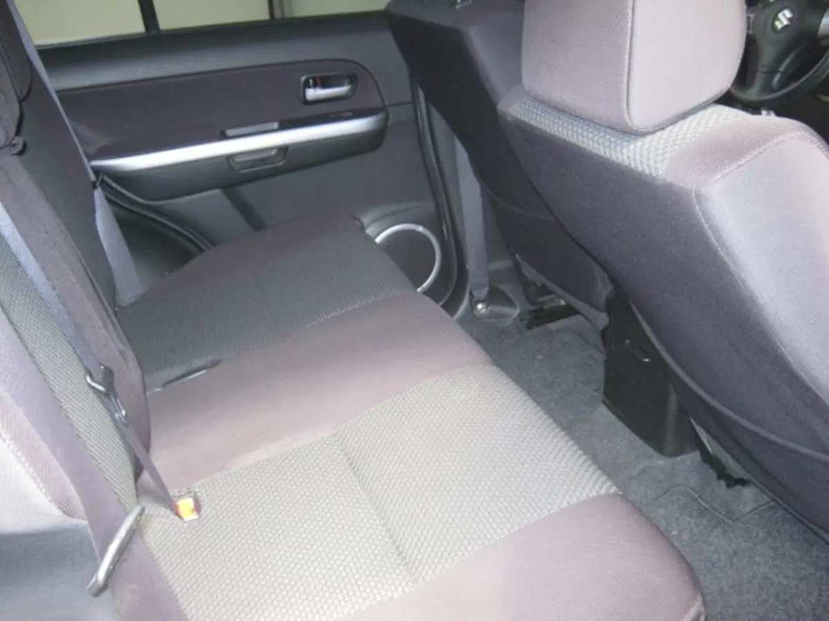 Suzuki Grand Vitara usata a Fermo (7)