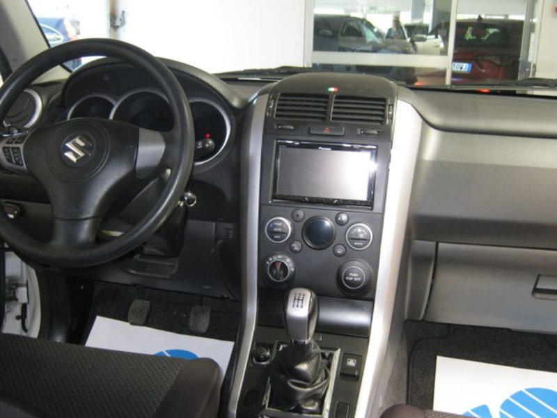 Suzuki Grand Vitara usata a Fermo (8)