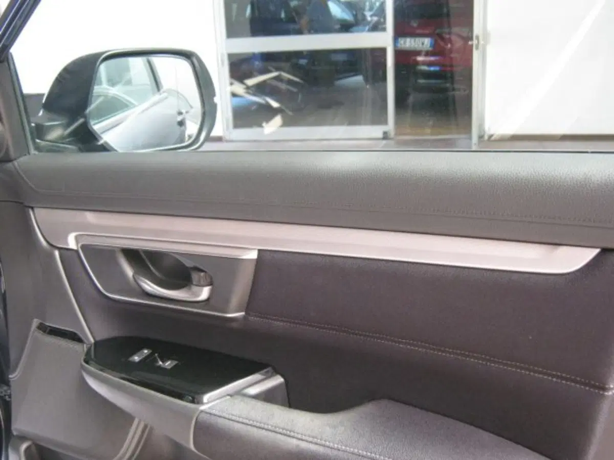 Honda CR-V usata a Fermo (10)