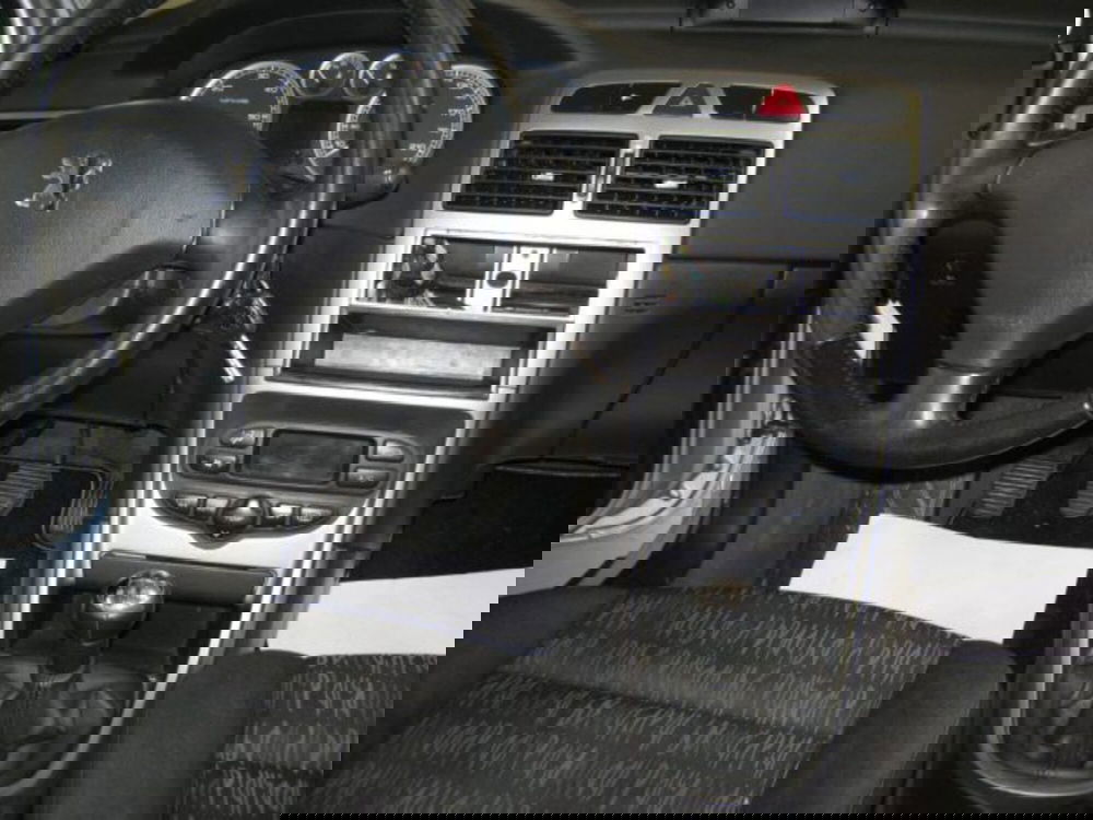 Peugeot 307 SW usata a Fermo (7)