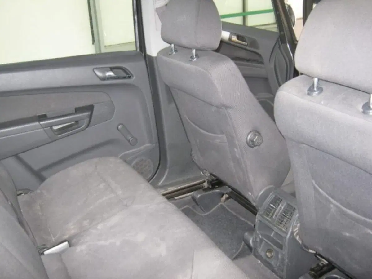 Opel Zafira usata a Fermo (8)
