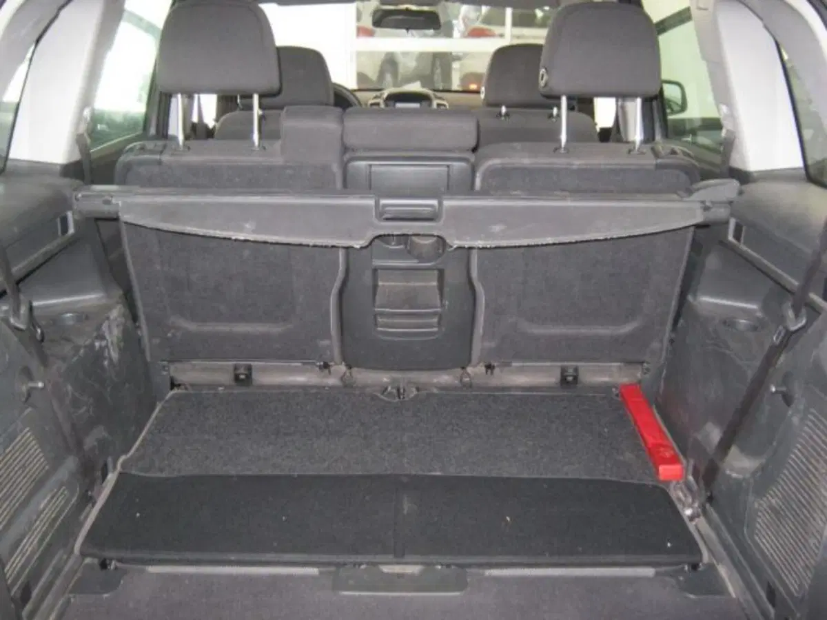 Opel Zafira usata a Fermo (9)