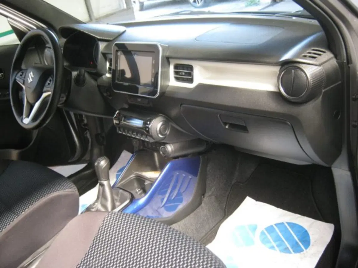 Suzuki Ignis usata a Fermo (6)