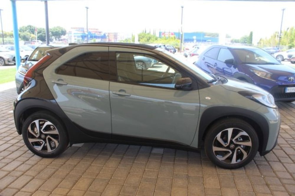 Toyota Aygo X nuova a Roma (19)