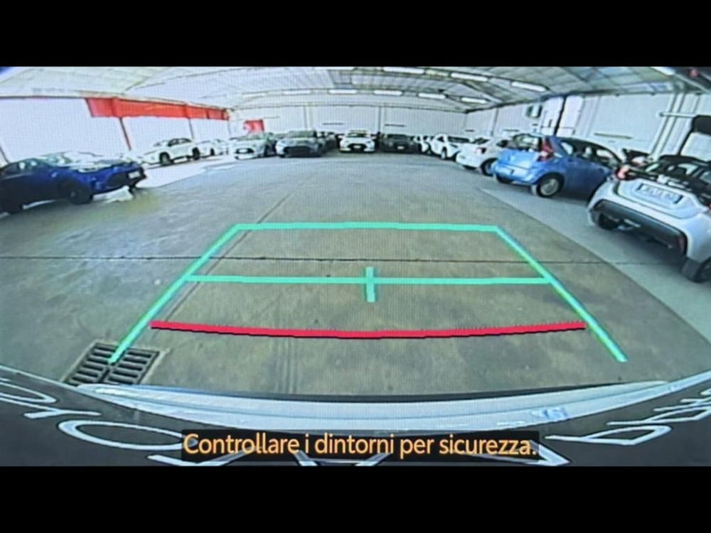 Toyota Toyota C-HR usata a Monza e Brianza (14)