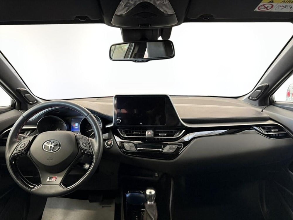 Toyota Toyota C-HR usata a Monza e Brianza (9)