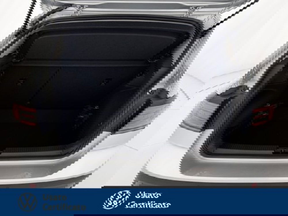 Volkswagen T-Cross nuova a Vicenza (10)