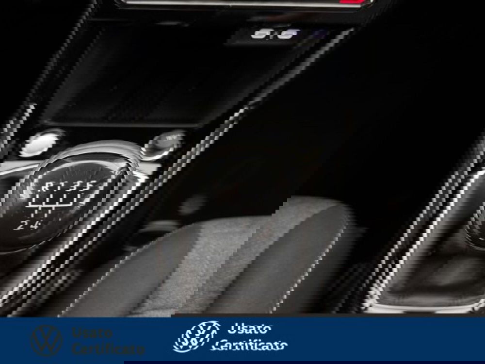 Volkswagen T-Cross nuova a Vicenza (17)