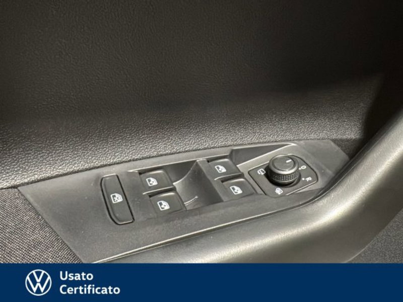 Volkswagen Taigo usata a Vicenza (16)