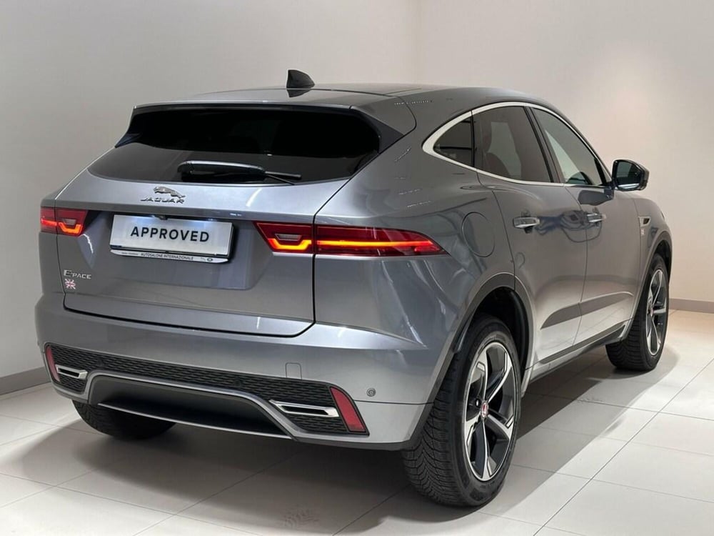 Jaguar E-Pace usata a Varese (2)