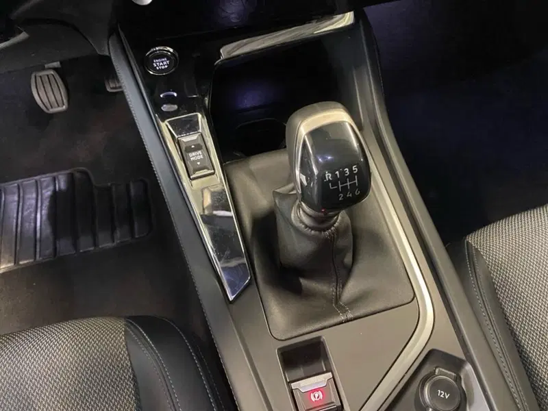 Peugeot 308 SW usata a Torino (11)