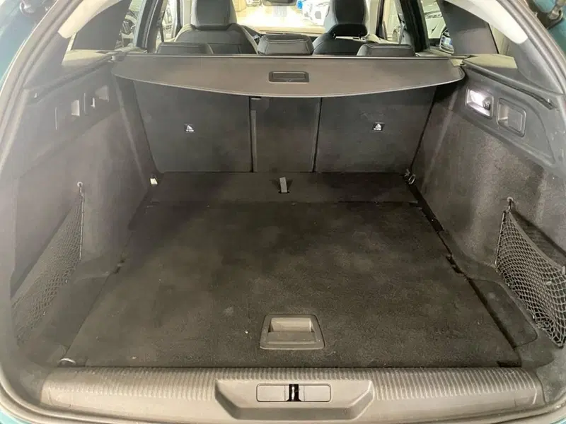 Peugeot 308 SW usata a Torino (9)